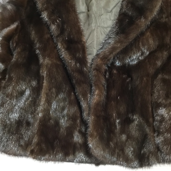 Mink jacket/cape - Picture 4 of 16